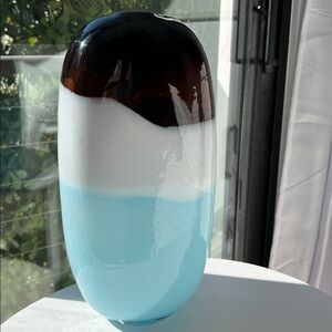 GIFTABLE! 14.5" ART GLASS VASE dark brown white and turquoise blue Pristine!